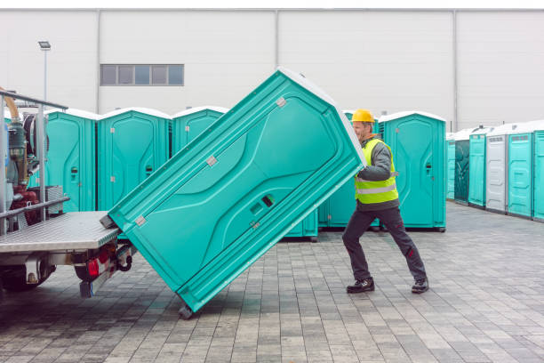 Porta potty delivery and setup in Bayport, MN